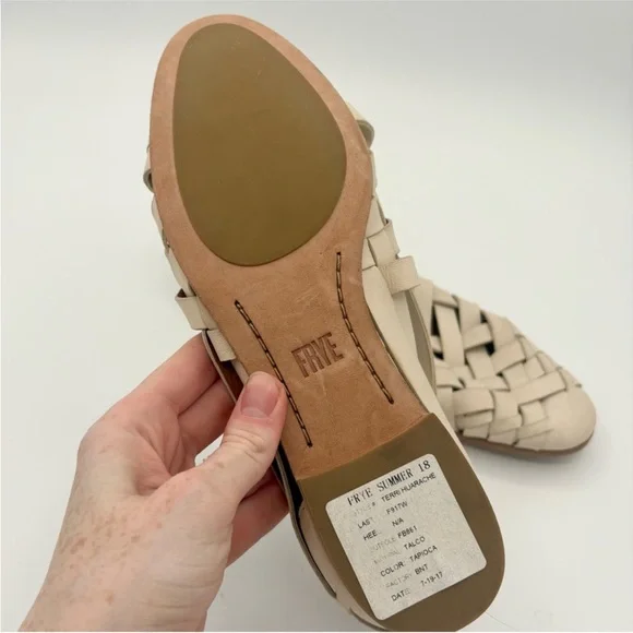 NEW FRYE Terri Huaraches in Tapioca White Leather Woven Loafers Women’s 6-6.5 - Picture 5 of 8